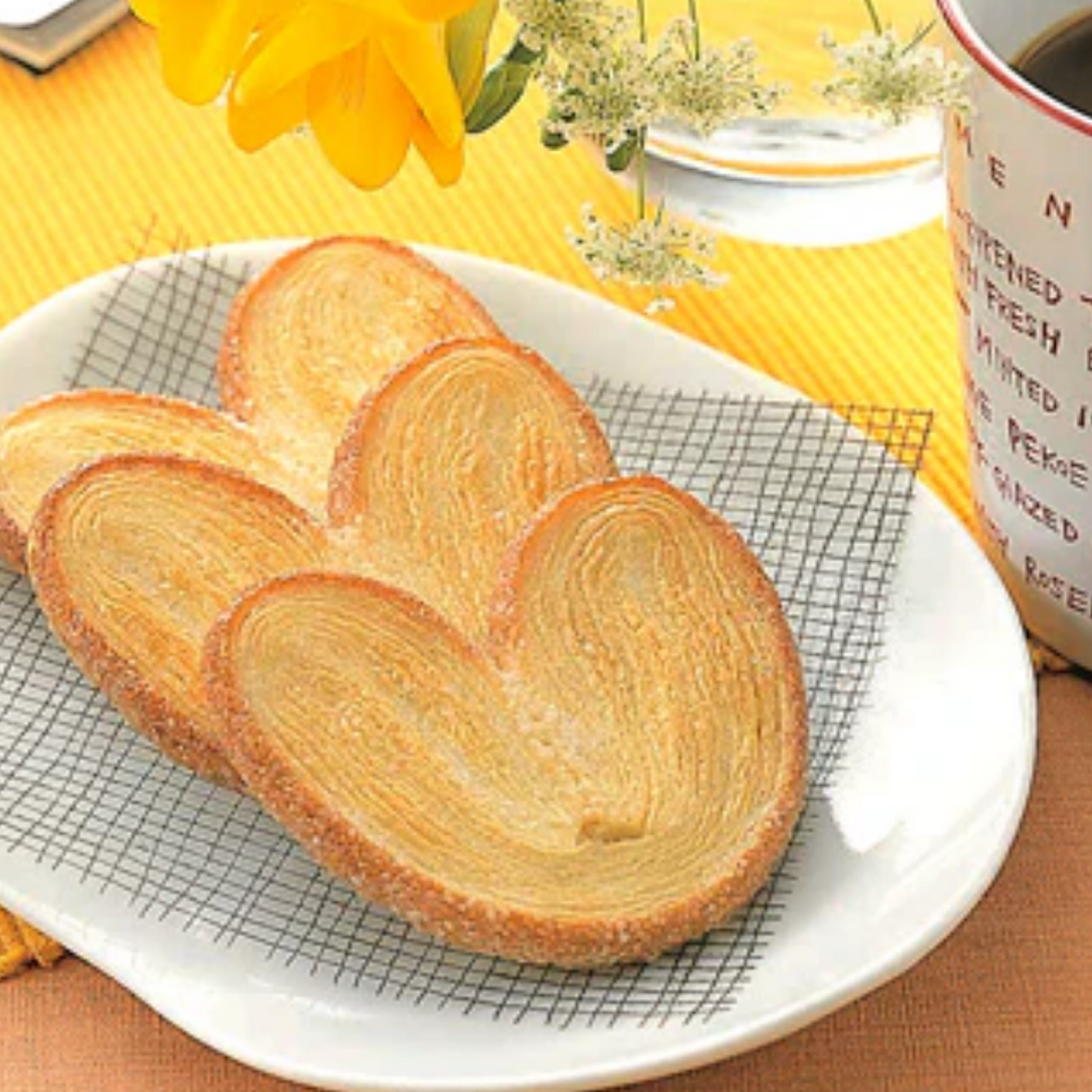 png_1500x1500_66450302