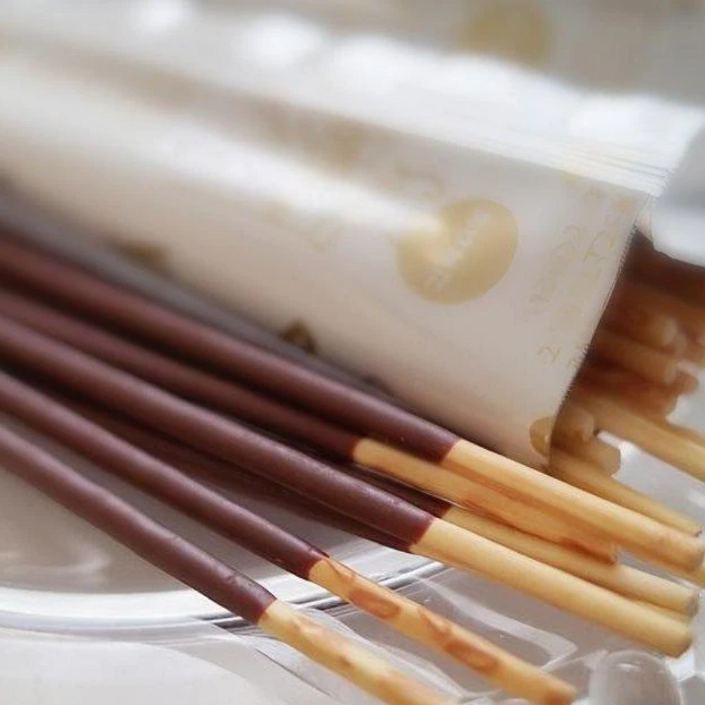 png_1500x1500_68699319